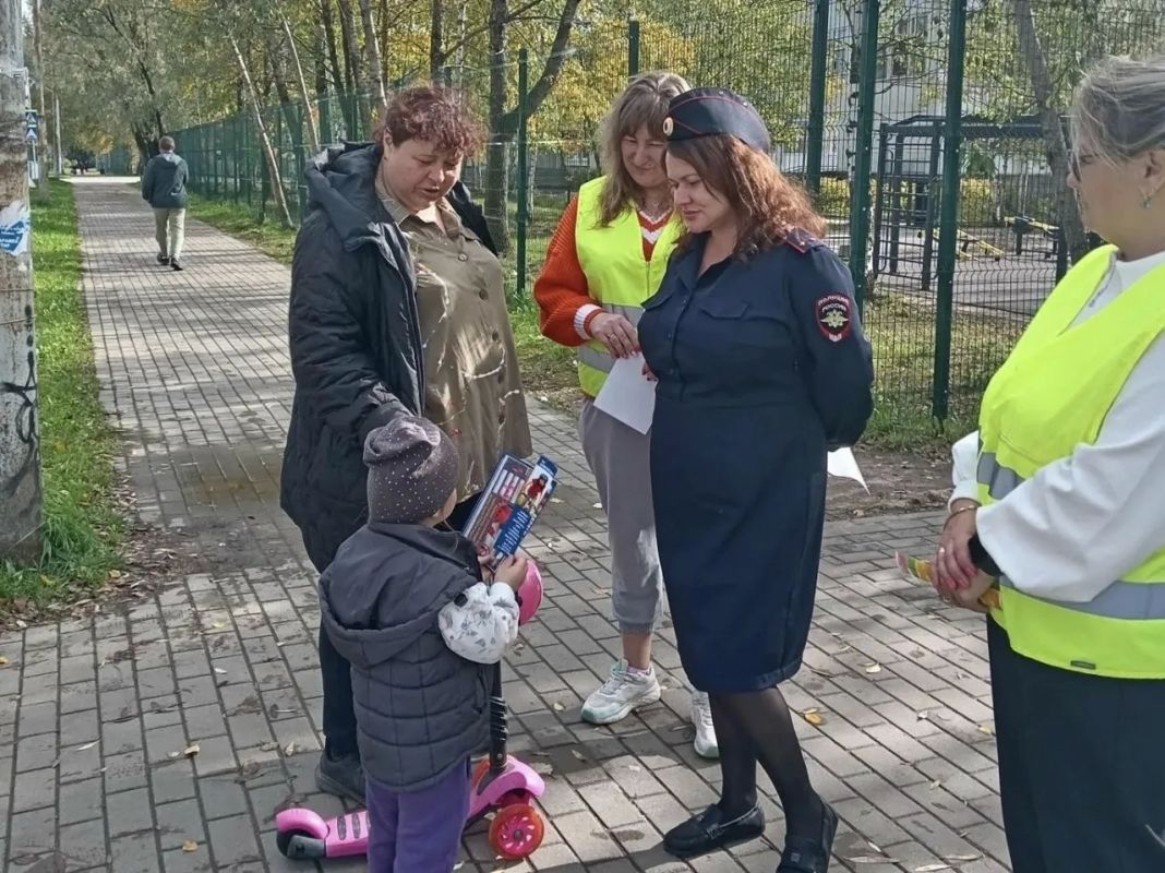 В Удомельском муниципальном округе прошел совместный рейд «Родительского патруля» и Госавтоинспекции В Удомельском муниципальном округе прошел совместный рейд «Родительского патруля» и Госавтоинспекции