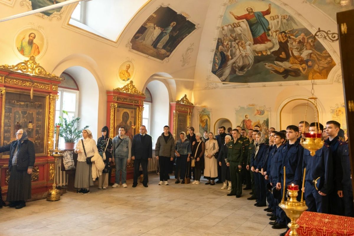 В Главном храме Следственного комитета России состоялось всенощное бдение в канун престольного праздника святого великомученика Никиты