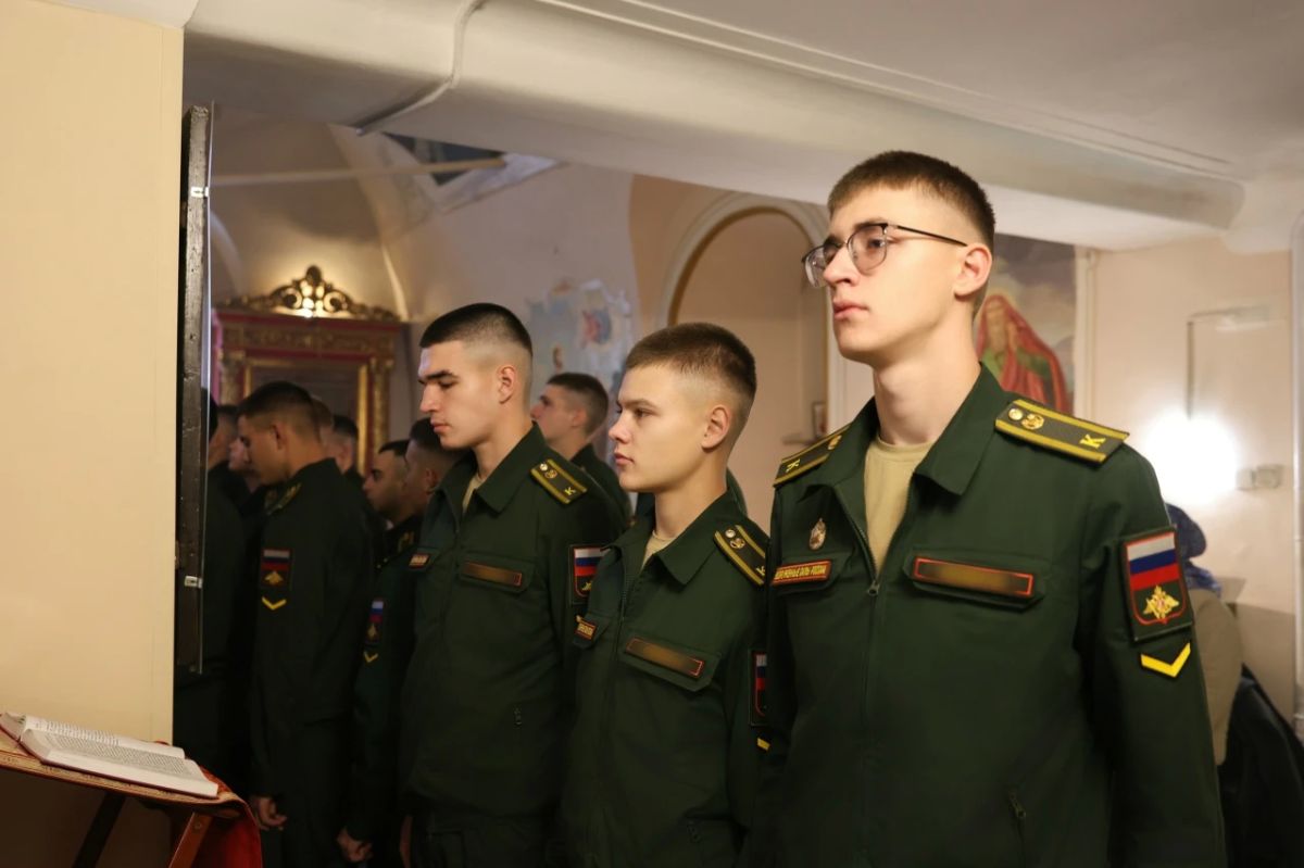 В Главном храме Следственного комитета России состоялось всенощное бдение в канун престольного праздника святого великомученика Никиты В Главном храме Следственного комитета России состоялось всенощное бдение в канун престольного праздника святого великомученика Никиты
