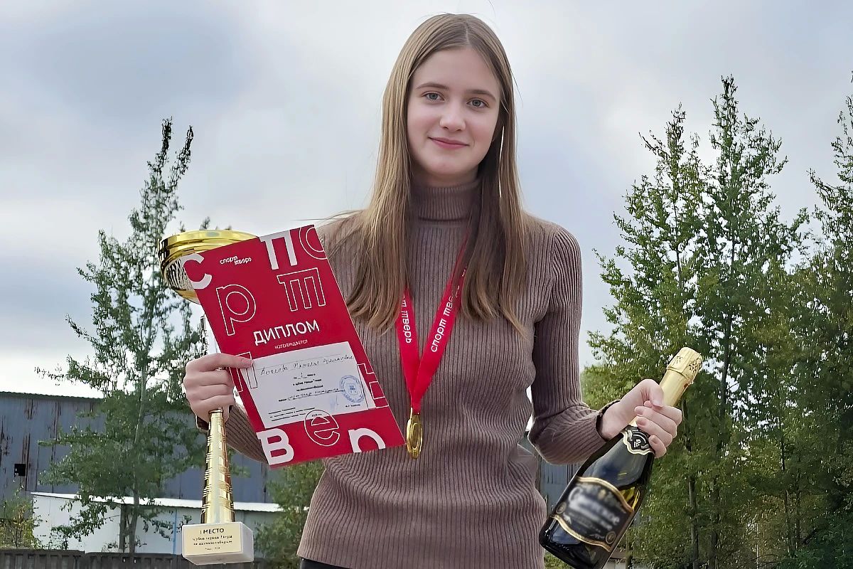 Одна против десяти: 19летняя студентка ТвГУ взяла золото на чемпионате по автомногоборью, обойдя опытных мужчин!