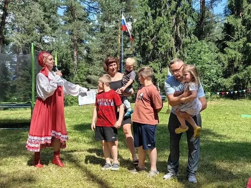 Практика вышневолоцкого семейного центра признана одной из лучших на Всероссийском форуме «Вместе – ради детей! В фокусе – семья!» Практика вышневолоцкого семейного центра признана одной из лучших на Всероссийском форуме «Вместе – ради детей! В фокусе – семья!»