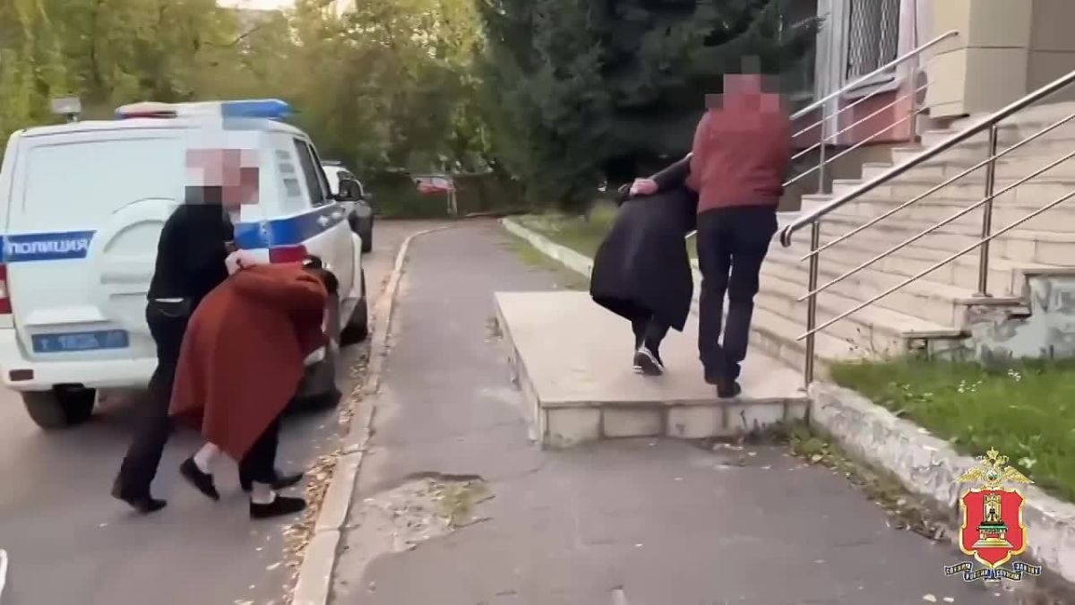 В Твери полицейские задержали двух цыганок, подозреваемых в серии магазинных краж
