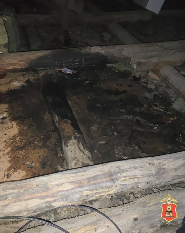 В Кувшинове женщина пыталась поджечь собственный дом из-за неприязни к соседке В Кувшинове женщина пыталась поджечь собственный дом из-за неприязни к соседке