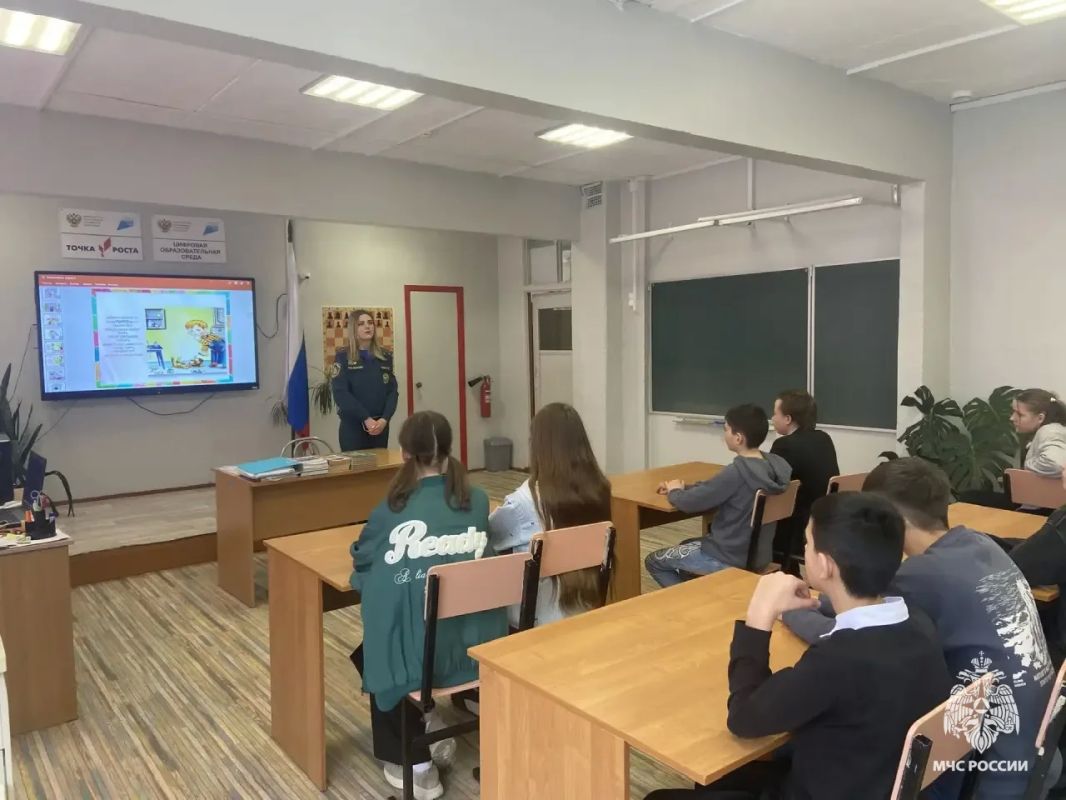 В рамках Всероссийской командно-штабной тренировки по гражданской обороне в школах Верхневолжья прошли открытые уроки В рамках Всероссийской командно-штабной тренировки по гражданской обороне в школах Верхневолжья прошли открытые уроки