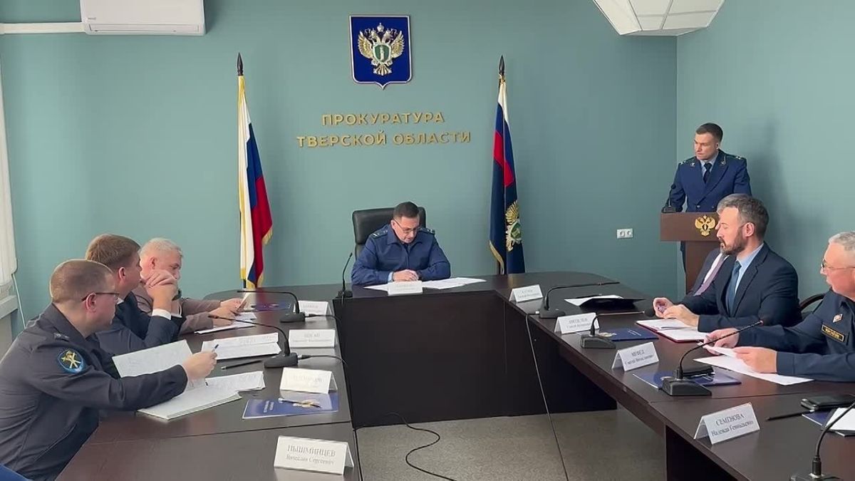 Под председательством прокурора области Дениса Назаренко состоялось заседание межведомственной рабочей группы по противодействию коррупции