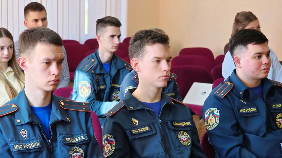 Криминалисты следственного управления Следственного комитета и сотрудники МЧС России провели межведомственный семинар Криминалисты следственного управления Следственного комитета и сотрудники МЧС России провели межведомственный семинар
