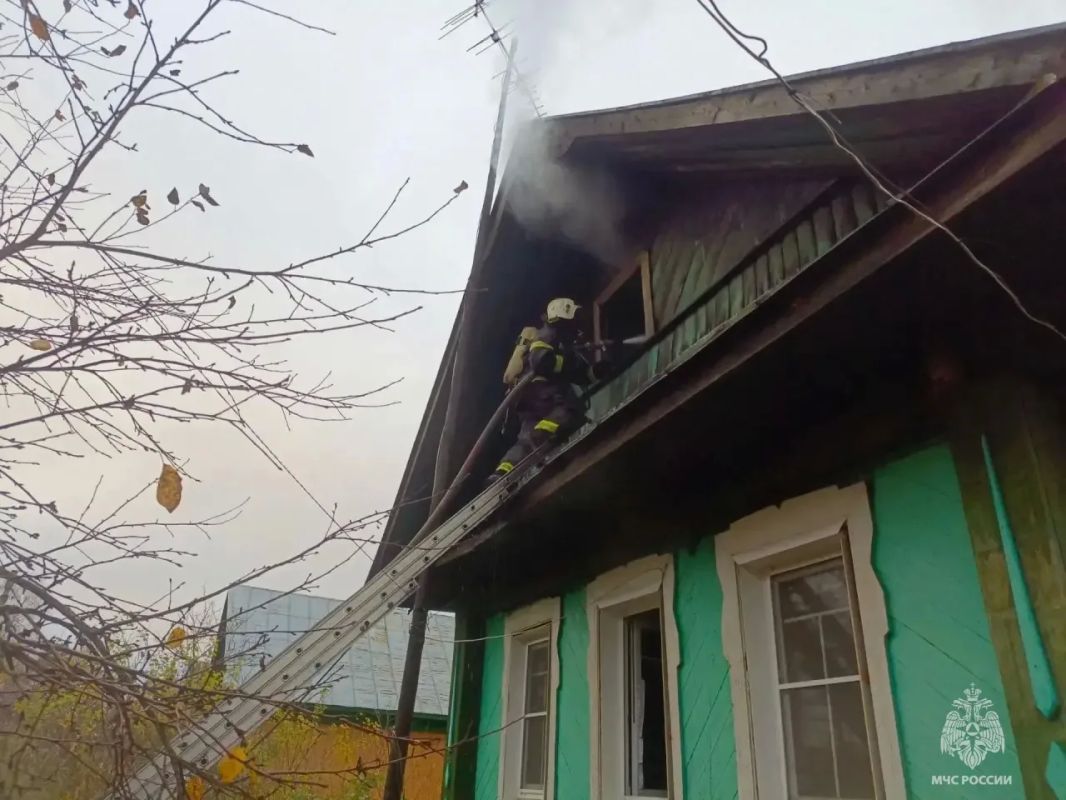 Пожар в дачном доме. Вчера поступило сообщение о возгорании на улице Бежецкая в Максатихе