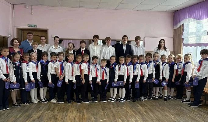 Более 11 тысяч первоклассников Тверской области посвятили в «Орлята России»