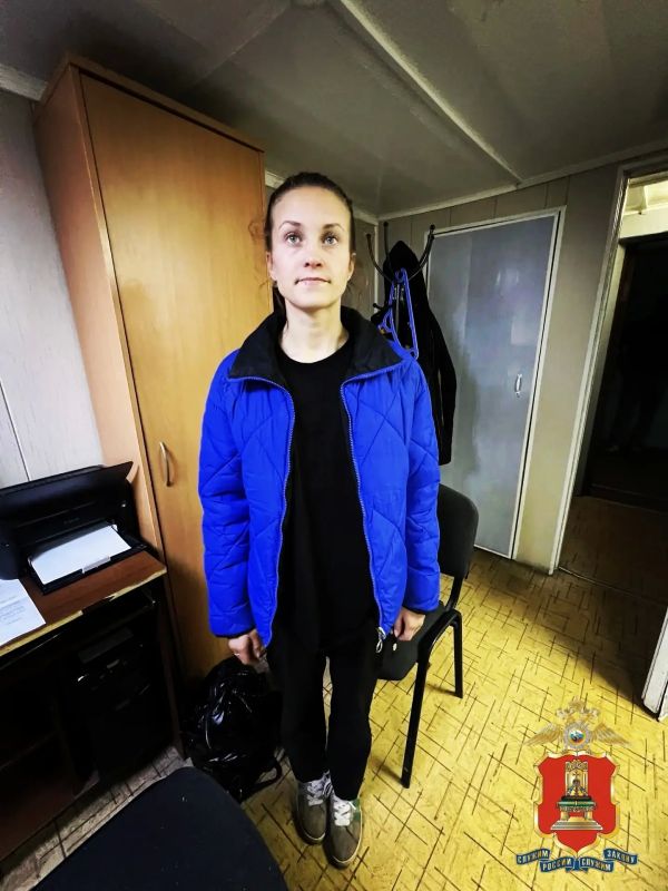 Во Ржеве полицейские задержали двоих наркозакладчиков Во Ржеве полицейские задержали двоих наркозакладчиков