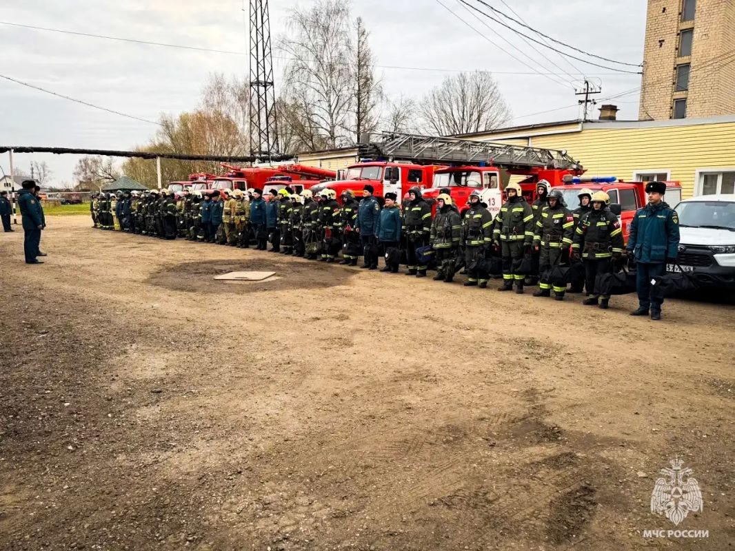 Пожарно-тактические учения прошли в Торжке Пожарно-тактические учения прошли в Торжке