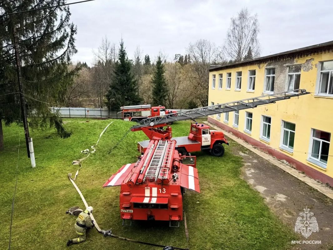 Пожарно-тактические учения прошли в Торжке Пожарно-тактические учения прошли в Торжке
