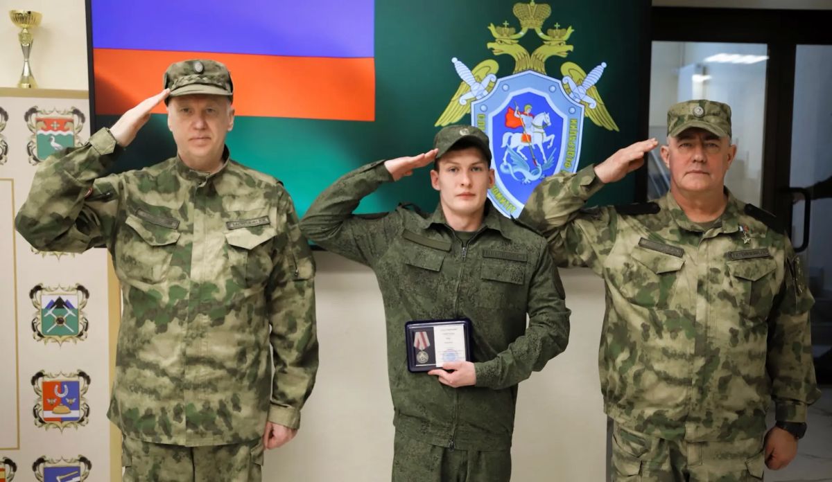 Глава СК России провел оперативное совещание в Луганске Глава СК России провел оперативное совещание в Луганске