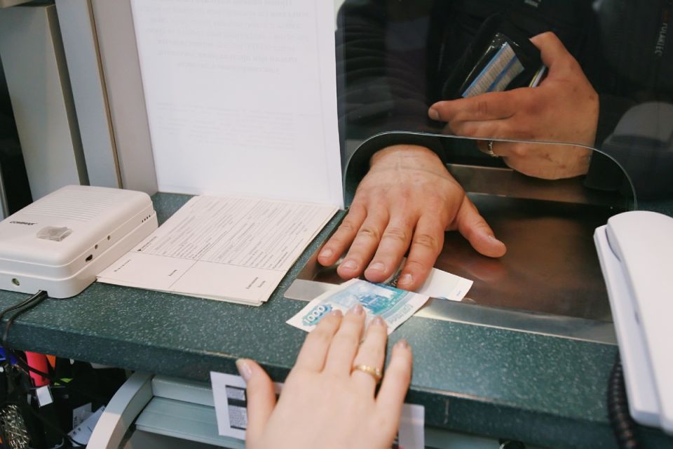 Неизвестный угонщик: как банк выдал средства на доверенность мошенника