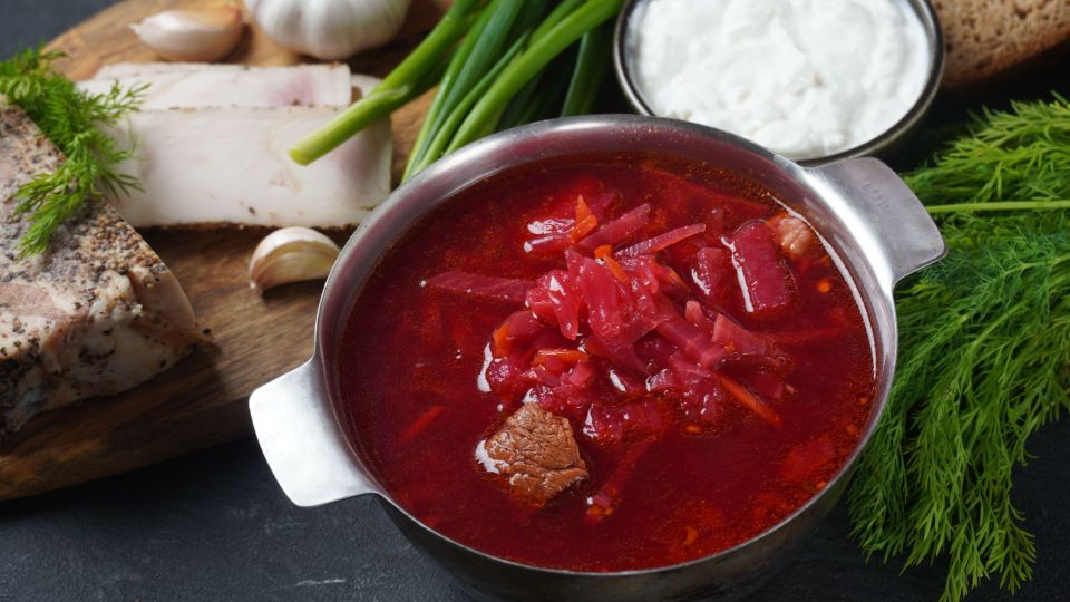 Рецепт этого борща «выкрало» ЦРУ: так готовили только в СССР