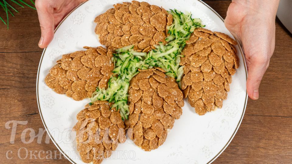 Салат Сосновые шишки: кулинарный шедевр для новогоднего стола