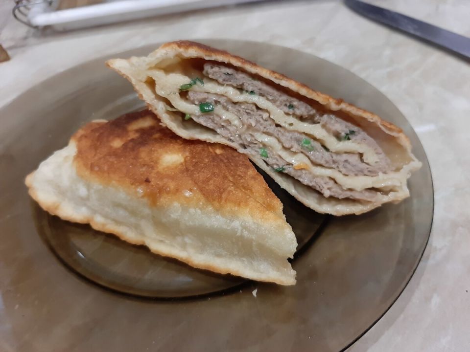 Кулинарное открытие: китайские мясные лепешки, которые стоит попробовать