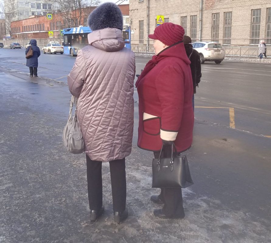 Как передать квартиру внукам без нотариуса: мифы и реальность